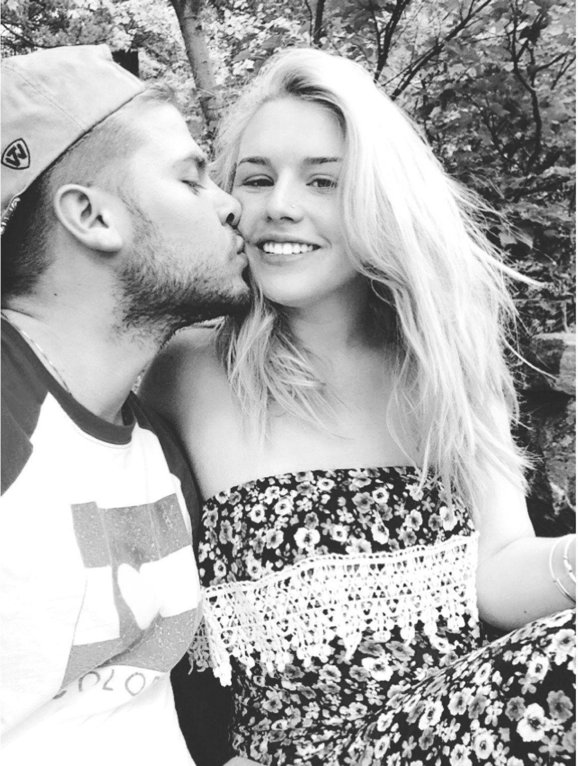The Wedding Website of Caitlin Van Horn and Ryan Landes