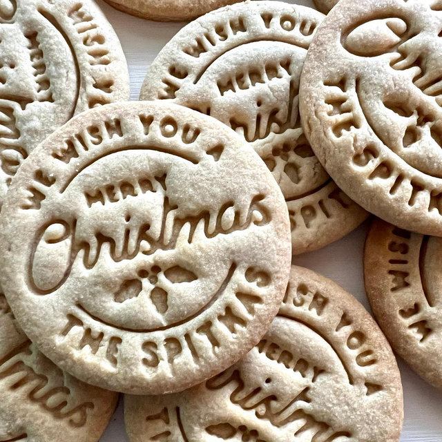 Personalized Cookie Cutter for Christmas, Stamp with Family Name, Perfect Christmas Gift (ENGLISH VERSION)