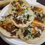 El Canelo Tacos y Mariscos