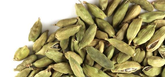 ORGANIC Green Cardamom | Elettaria cardamomum | Whole Pods | Excellent Quality | Great Aroma and Flavor! | Use in Culinary Dishes, Teas, etc