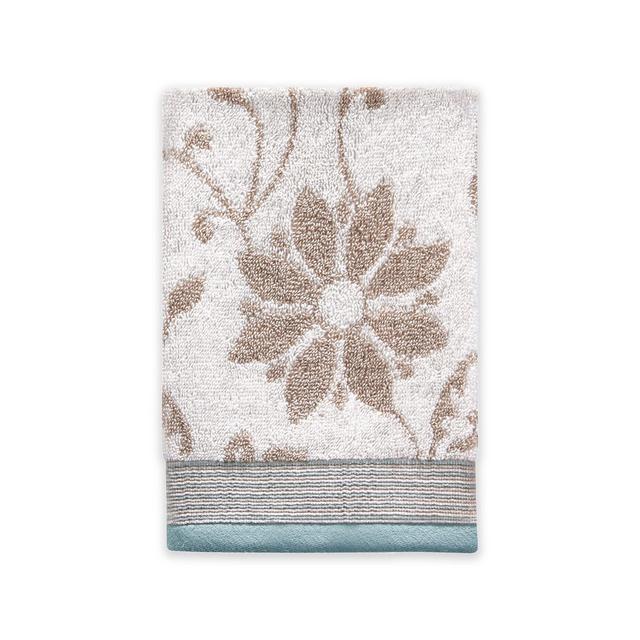 Isabel Fingertip Towel in Ivory