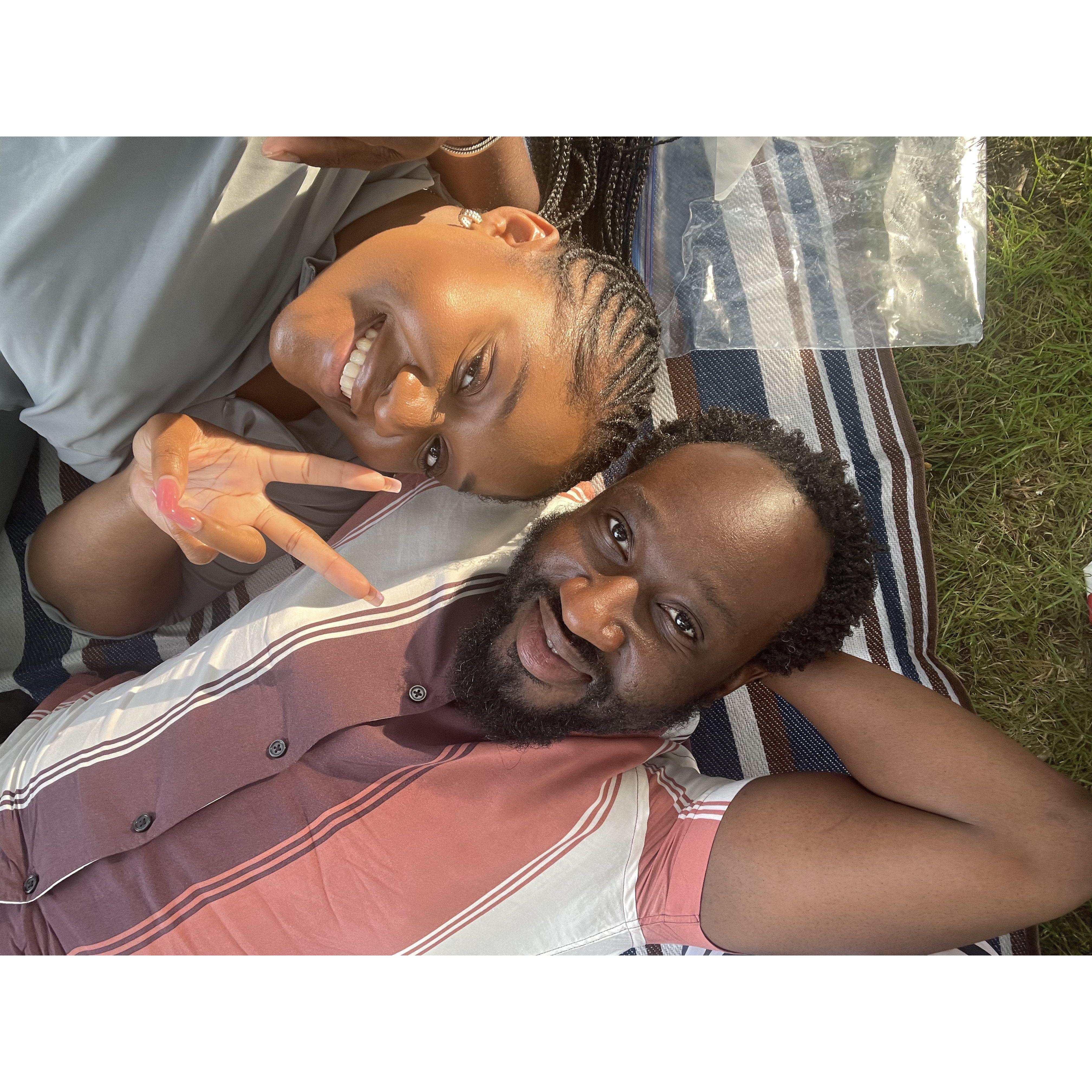 First of many picnic dates! ♡ Favorite thing to do is go to different parks and just talk about anything for hours