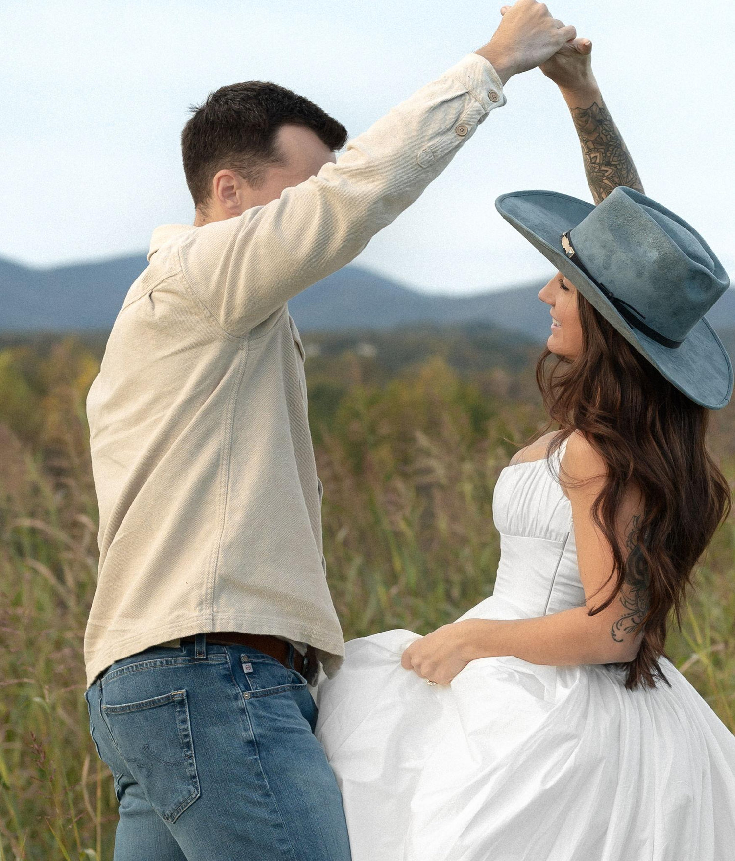The Wedding Website of Emma Frayer and Wells King