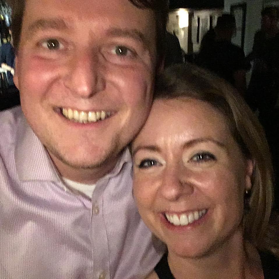 Date night at Kensington Piano Bar - July 2019 - dancing between the tables!
