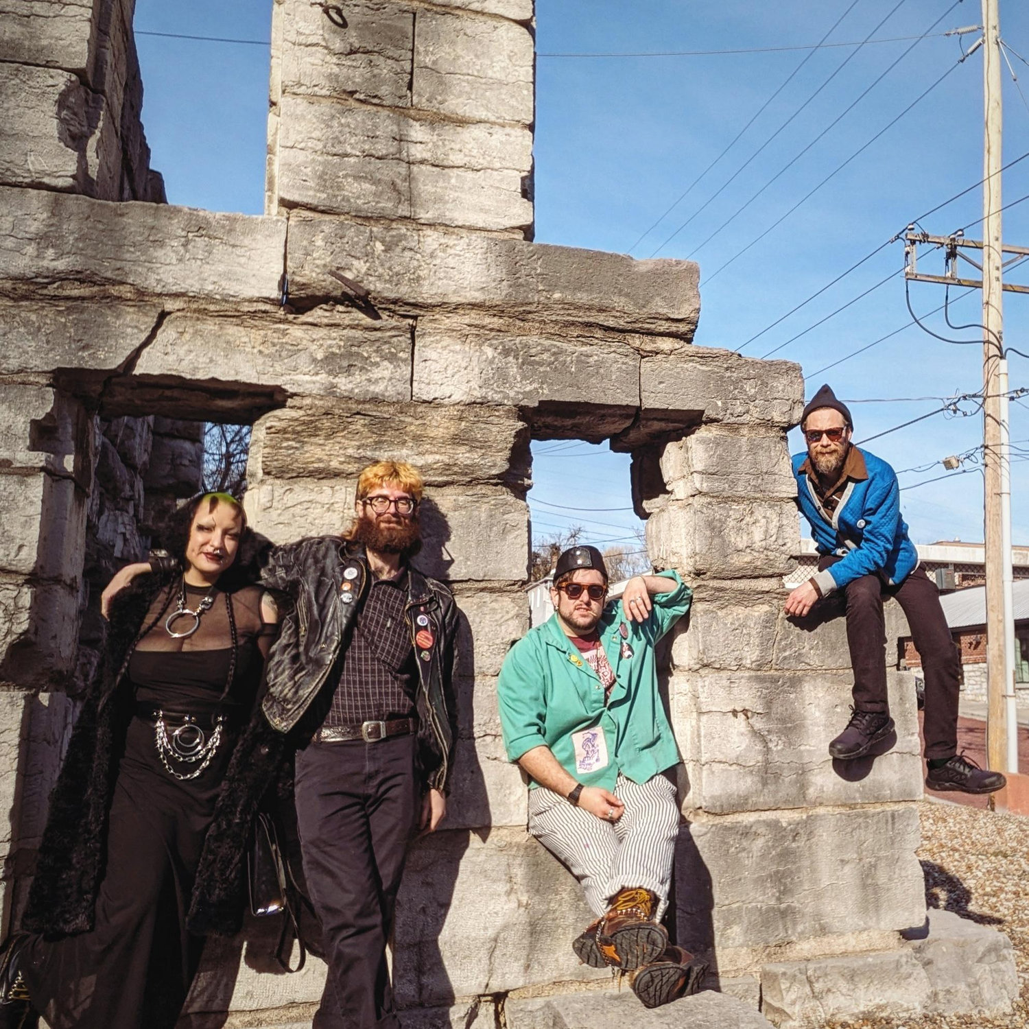 Ghost hunting w/ The Haunted Network