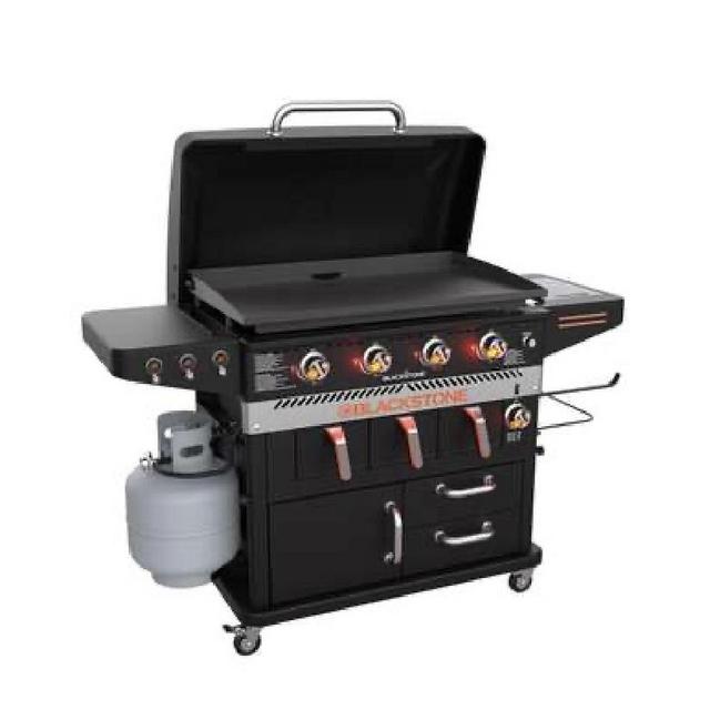 Blackstone Patio Series 5 Burner Liquid Propane Outdoor Griddle Black