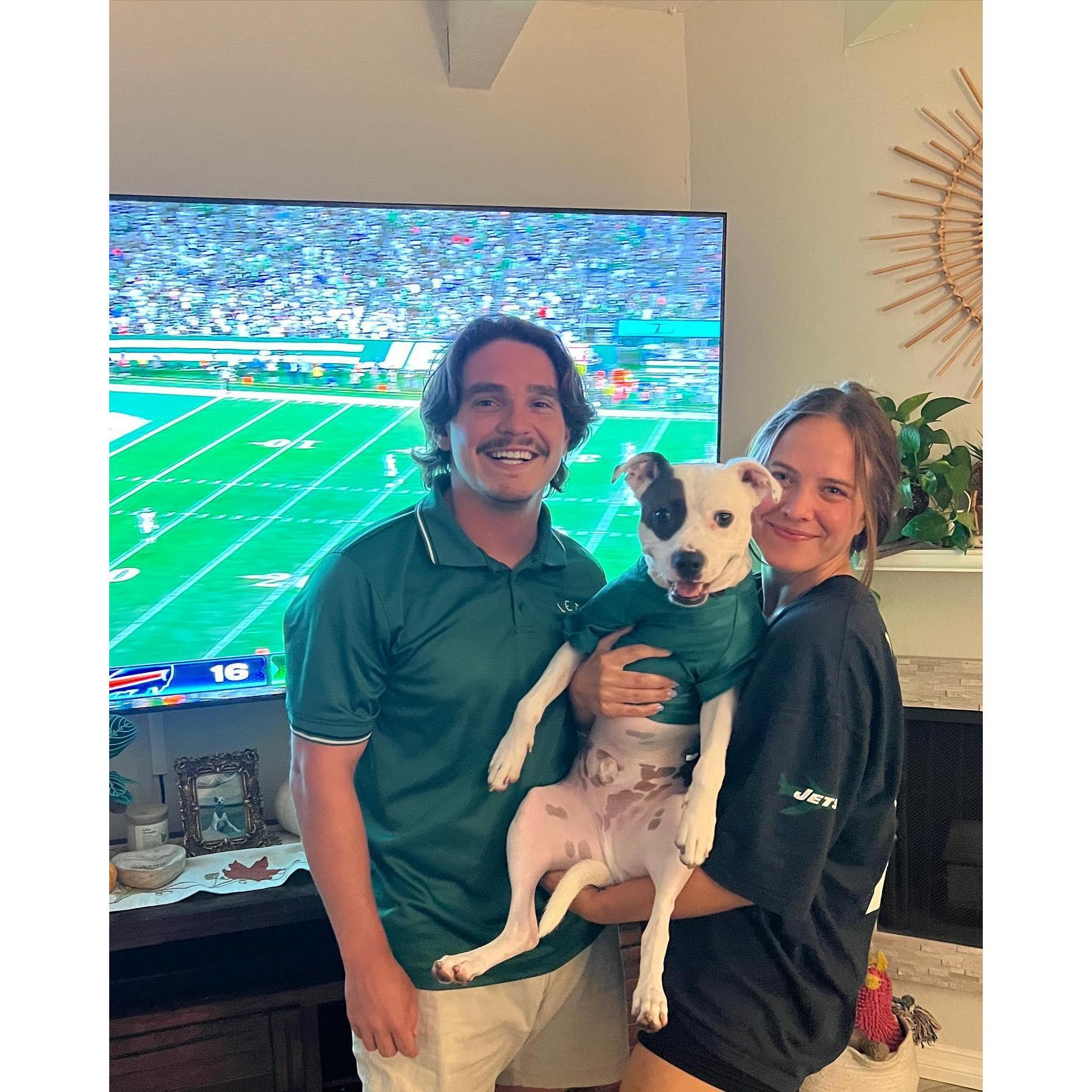 We're a New York Jets household!