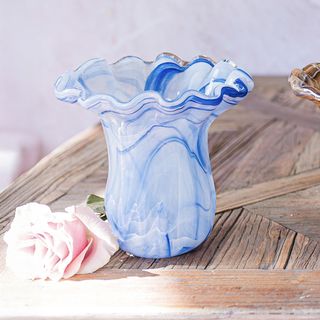 Onda Glass Small Tulip Vase