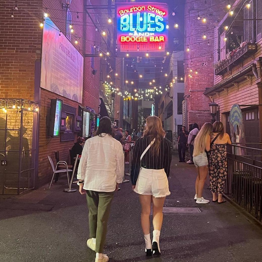 Bourbon Street Blues on a Friday night