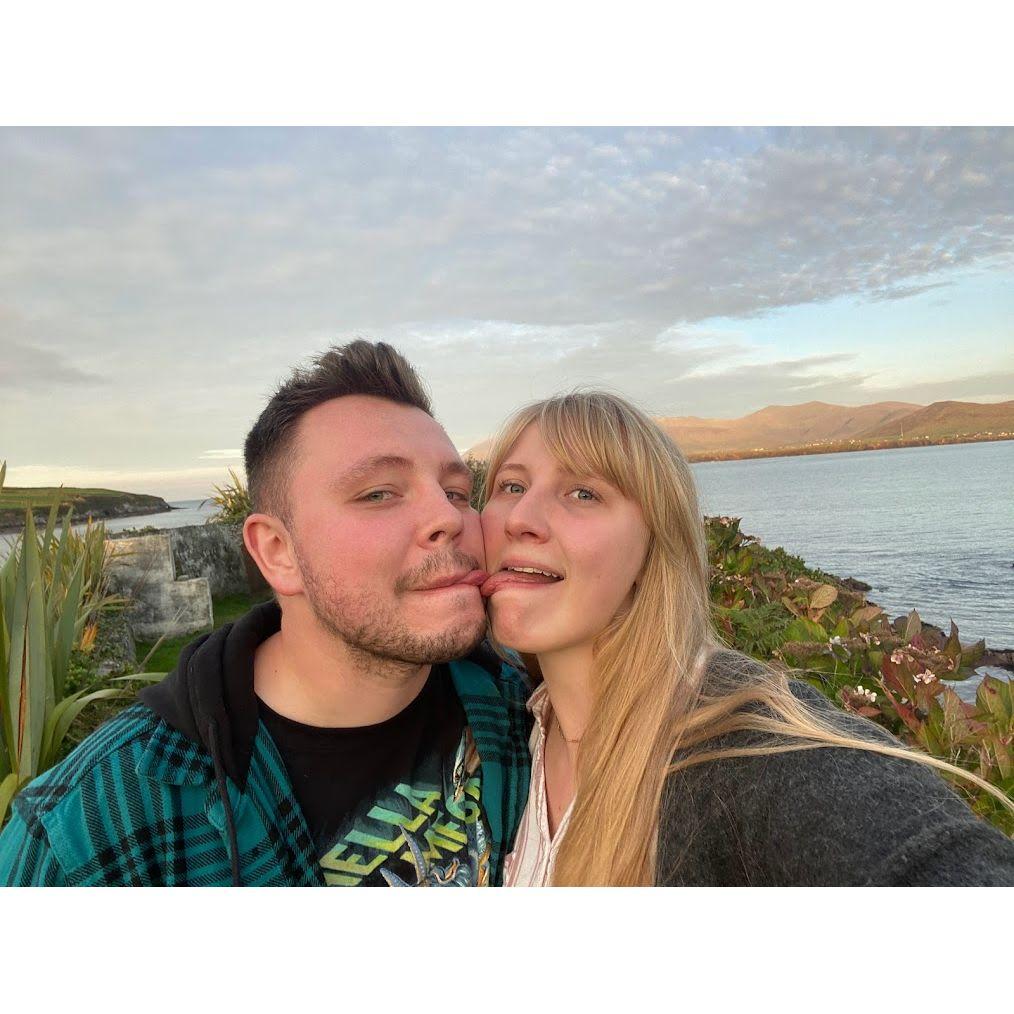 Being weird in the Dingle Peninsula, Ireland