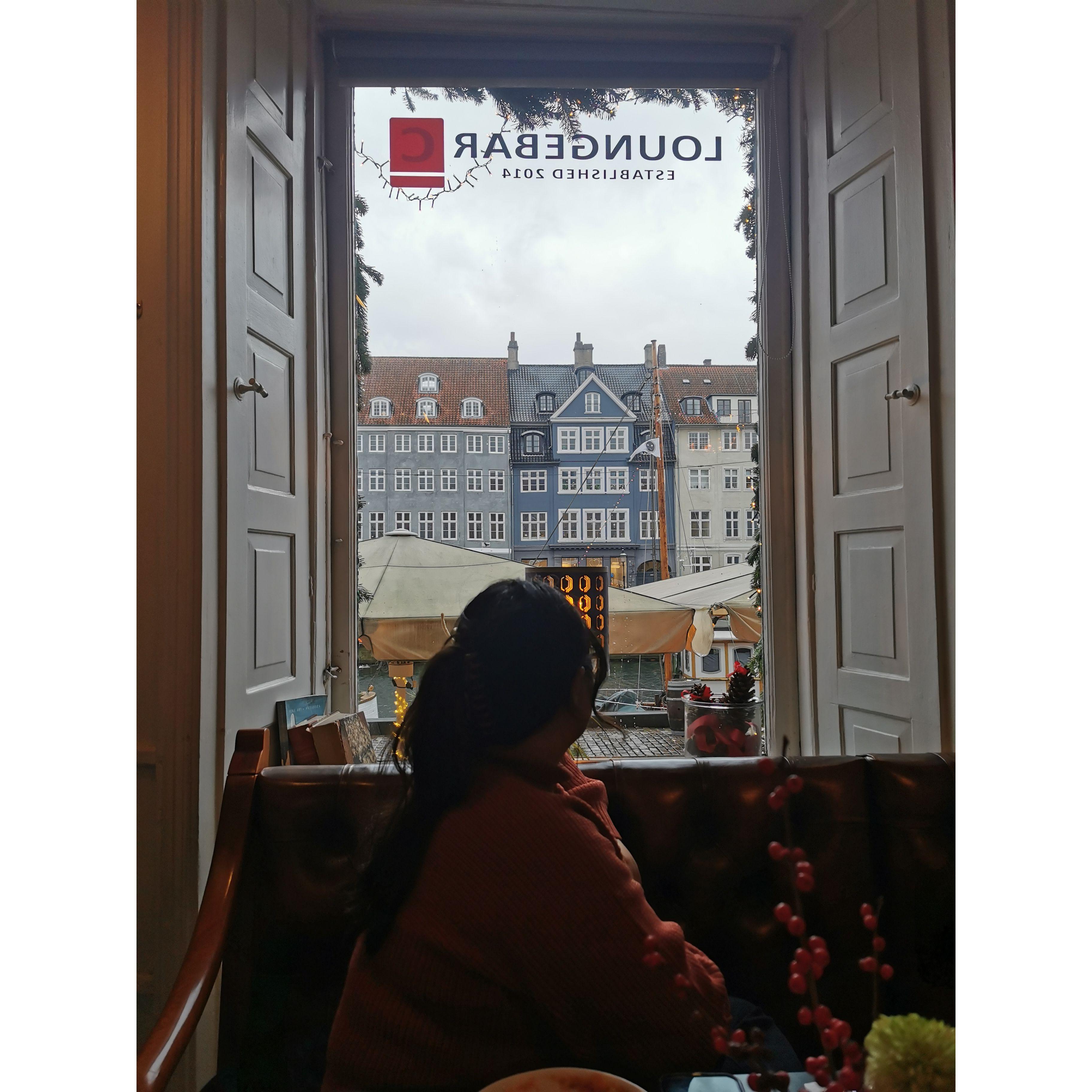 Another one of Marius' passion is taking pictures of Hanna while she strikes a pose. This is in Copenhagen. Fall 2023