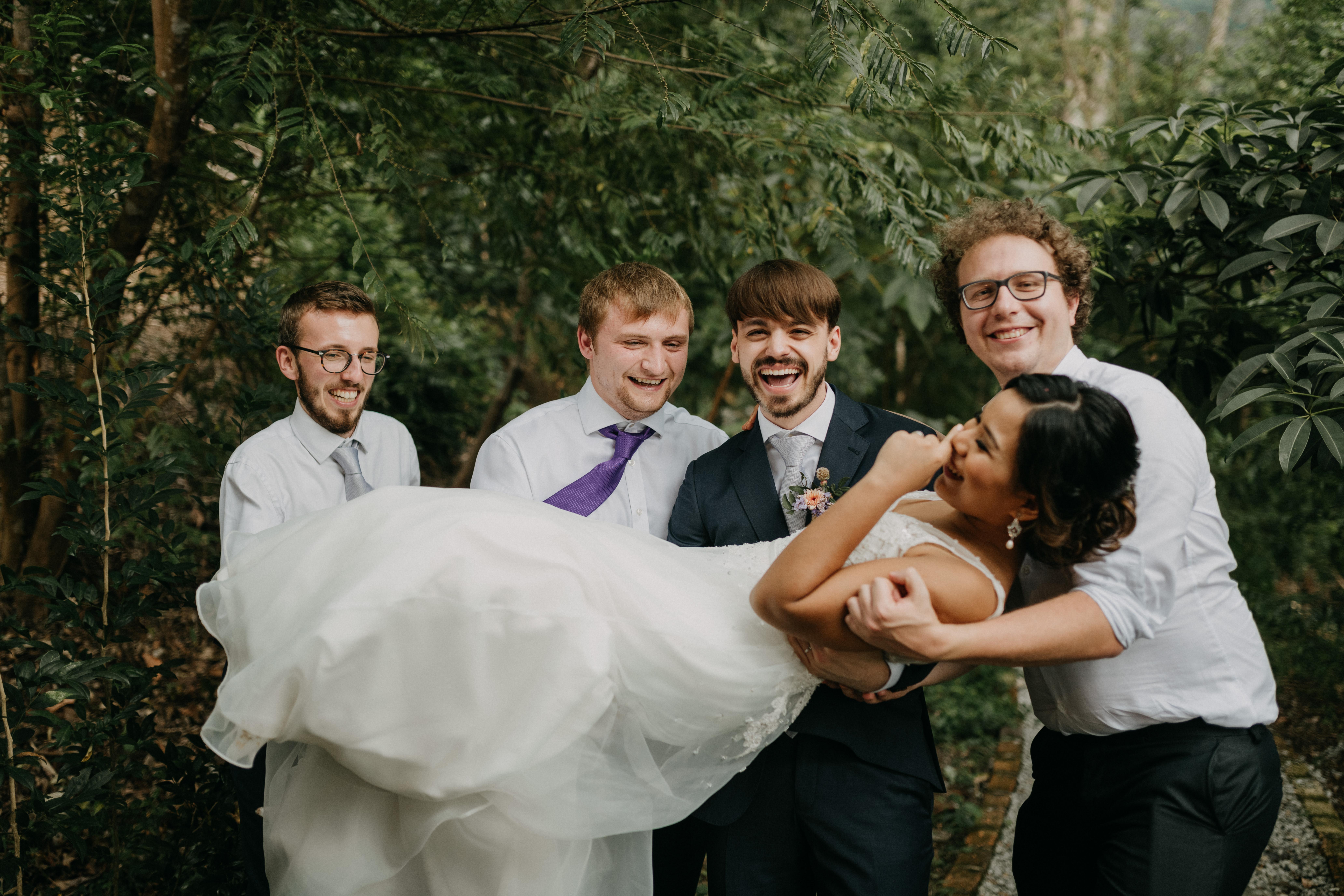 ec2a3b61-412a-4cbc-83a9-db745c6d20af