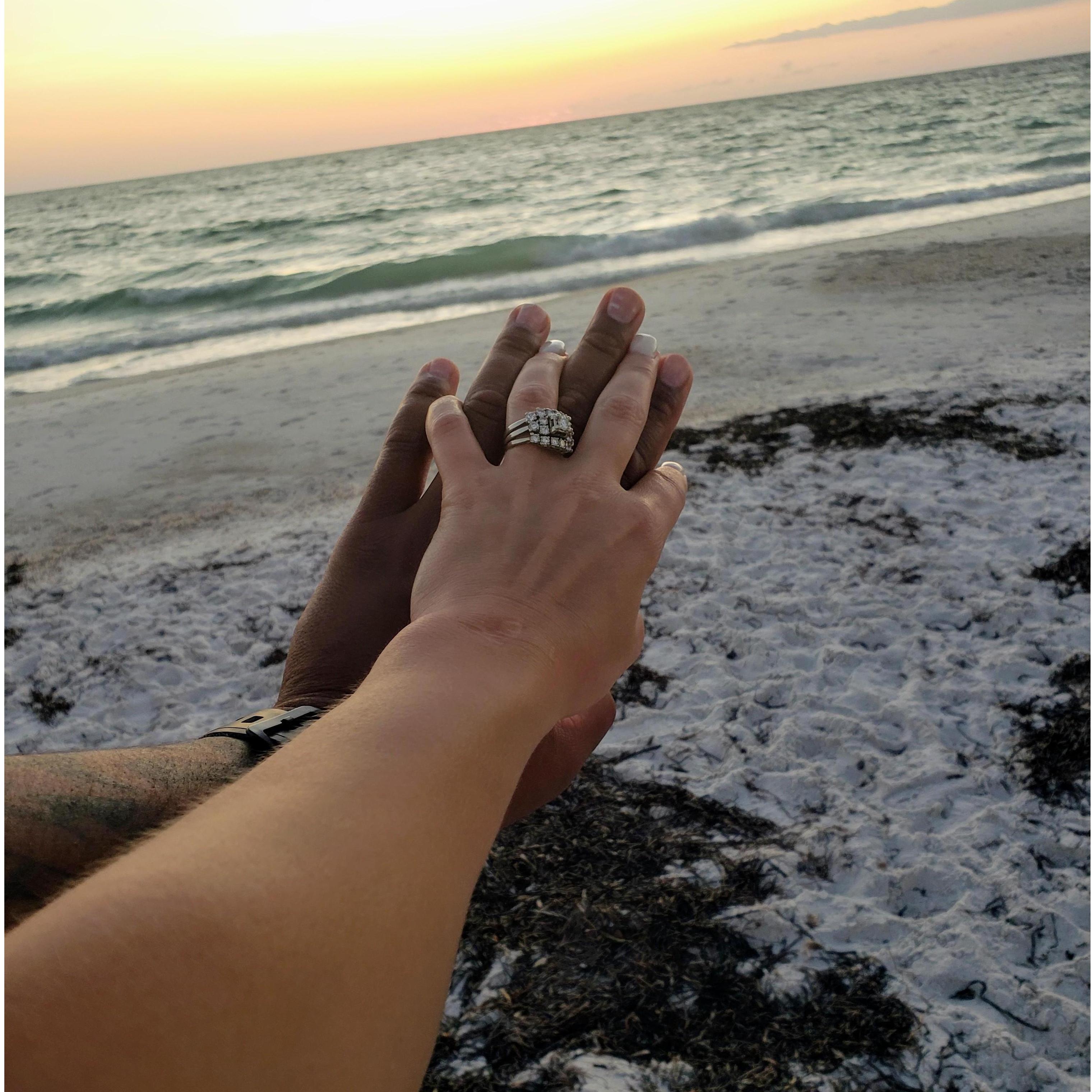 Sunset proposal on the beach...SWOON!