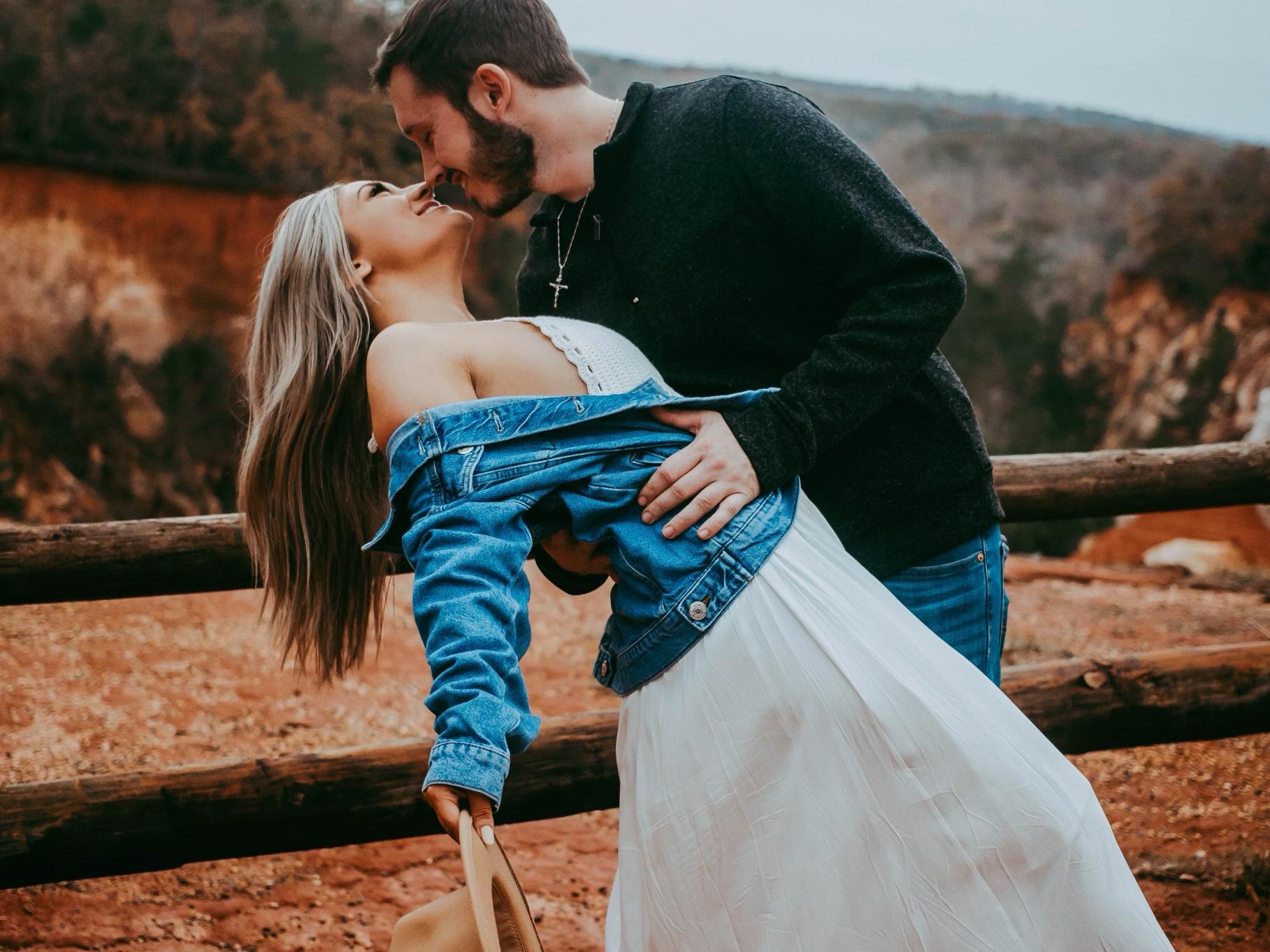 The Wedding Website of Taylor Michelle Arnold and Jacob Chancellor Powell