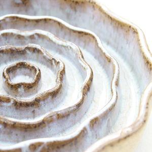 Large Slow Feed Dog Bowl - Wavy Rim - Cinnamon Ripple