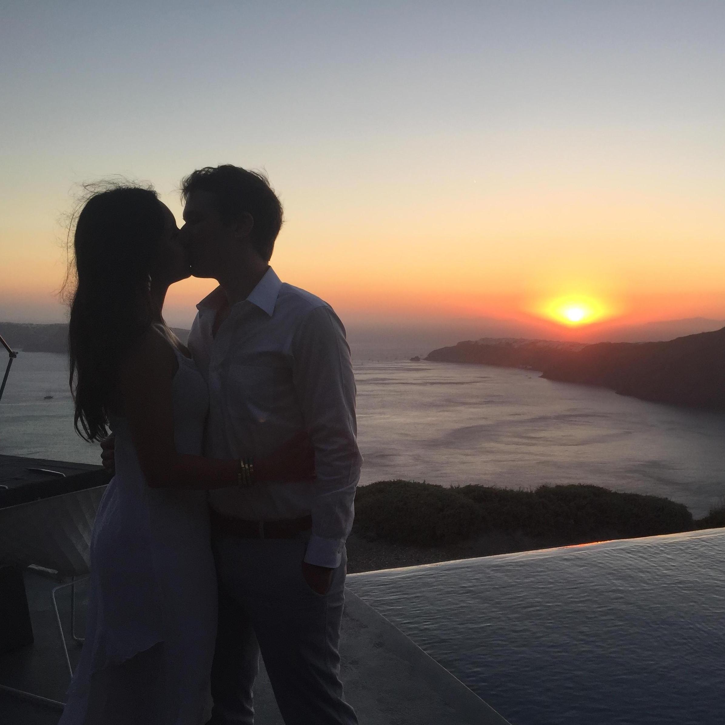 During their first vacation abroad together to Greece in July 2017, Luke planned a stunning sunset dinner for them with a personal sommelier. He timed the sunset perfectly, as seen in this picture ;)