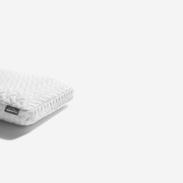 TEMPUR-Adapt™ Pro Cloud + Cooling Pillow