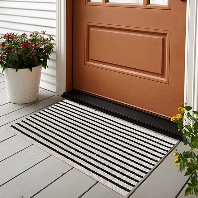 Black Stripe Outdoor Runner Rug 2' x 3', KIMODE Farmhouse Cotton Woven Area Rug Layered Welcome Doormat, Washable Porch Floor Door Mat Throw Carpet for Kitchen Bedroom Living Room
