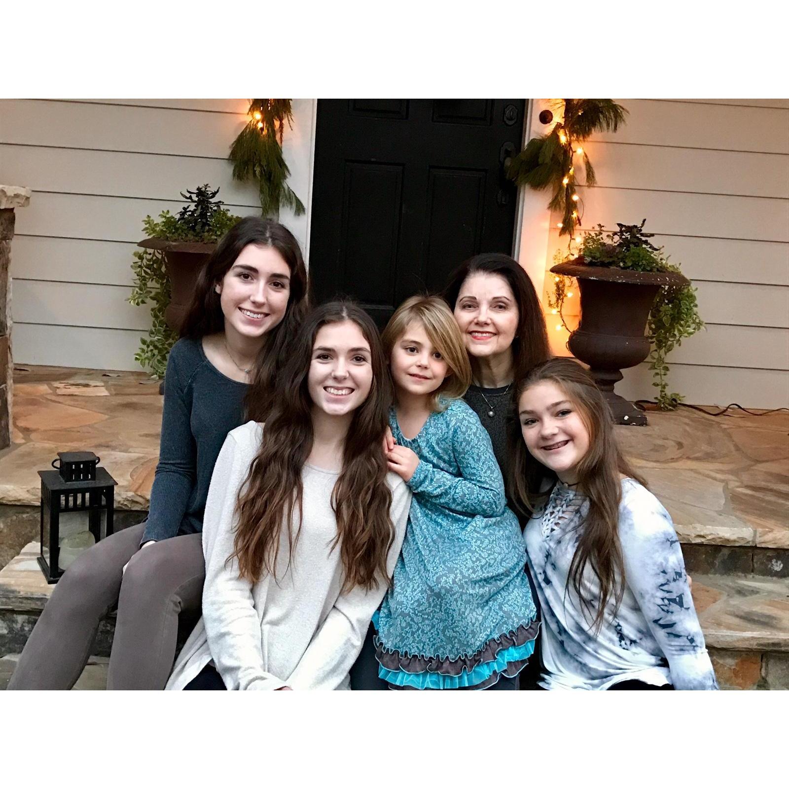 Emily, Lauren, Riley, B, & Grandma Paula!
