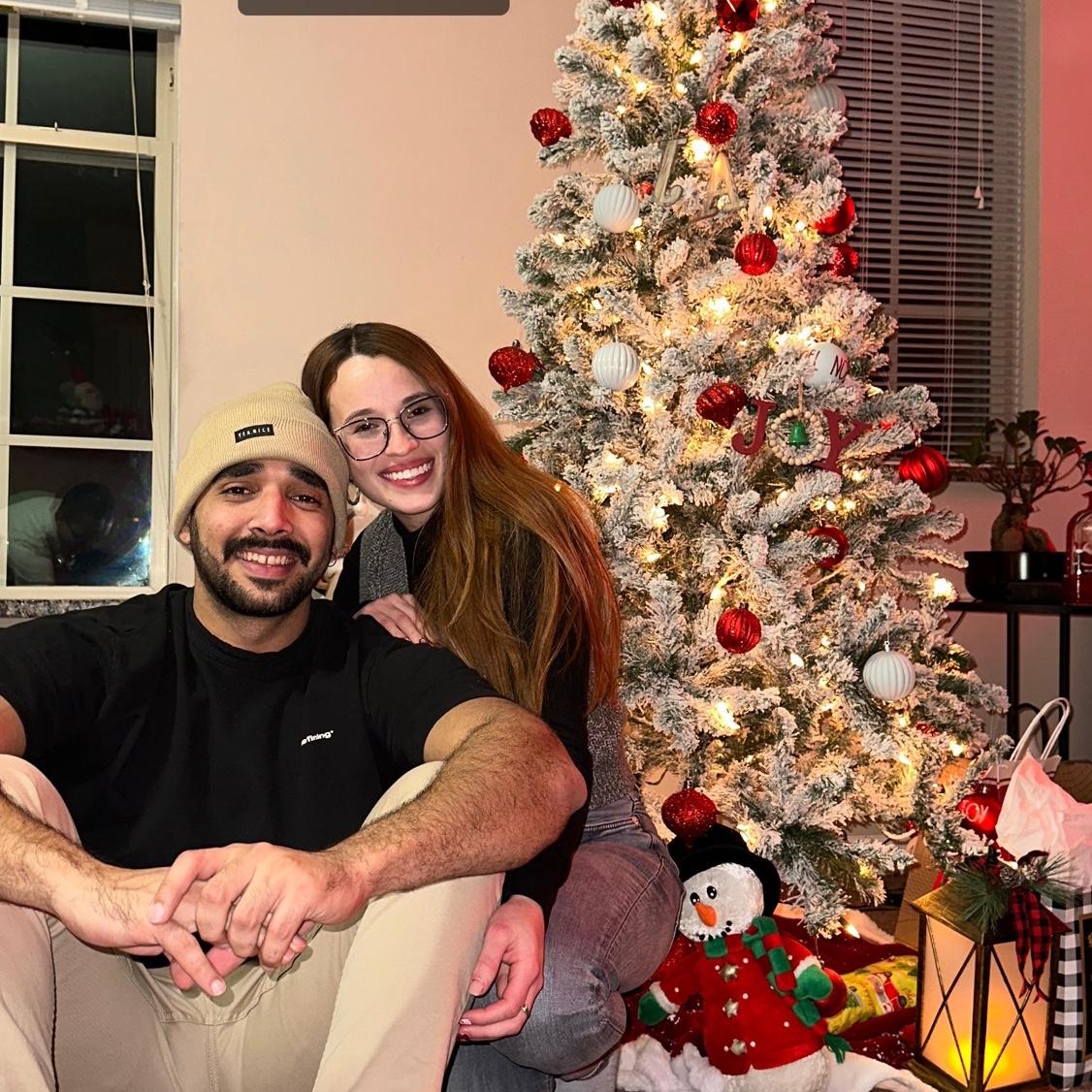 Una navidad mas juntos en casita, compartiendo con amigos y extranando a nuestra familia.