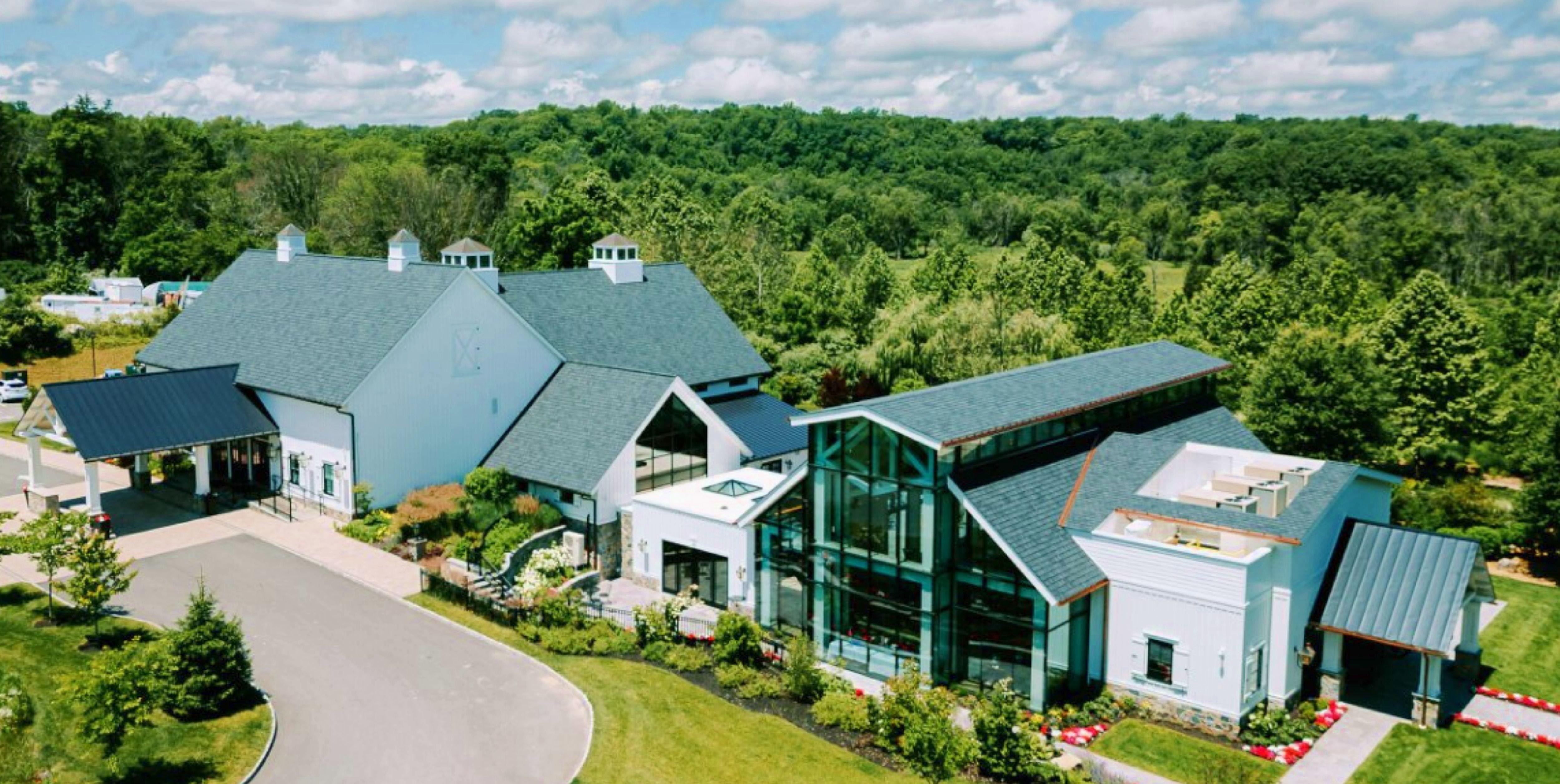 The Wedding Website of Rachel Murphy and Logan Castrovillari