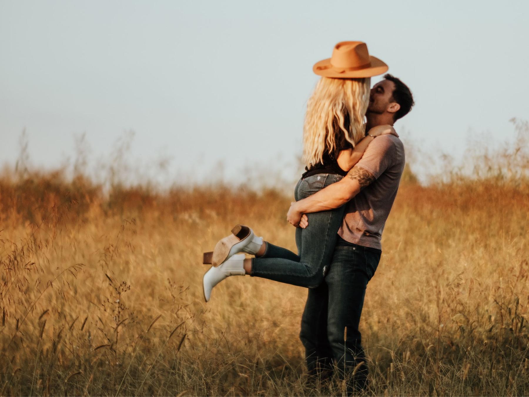 The Wedding Website of Jessica Rice and Connor Jeffries