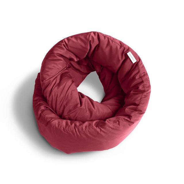 Infinity Travel Pillow (in Navy, please!)