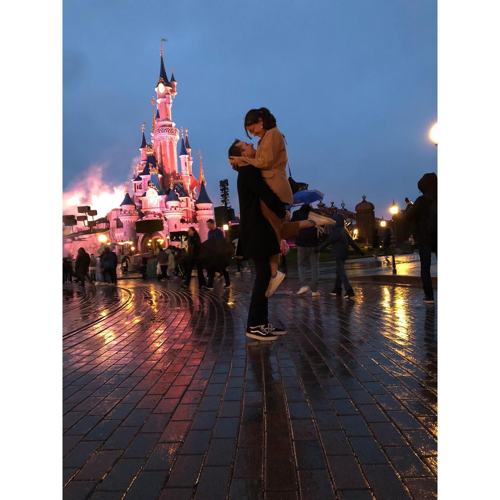 une visite très pluvieuse à Disneyland Paris.