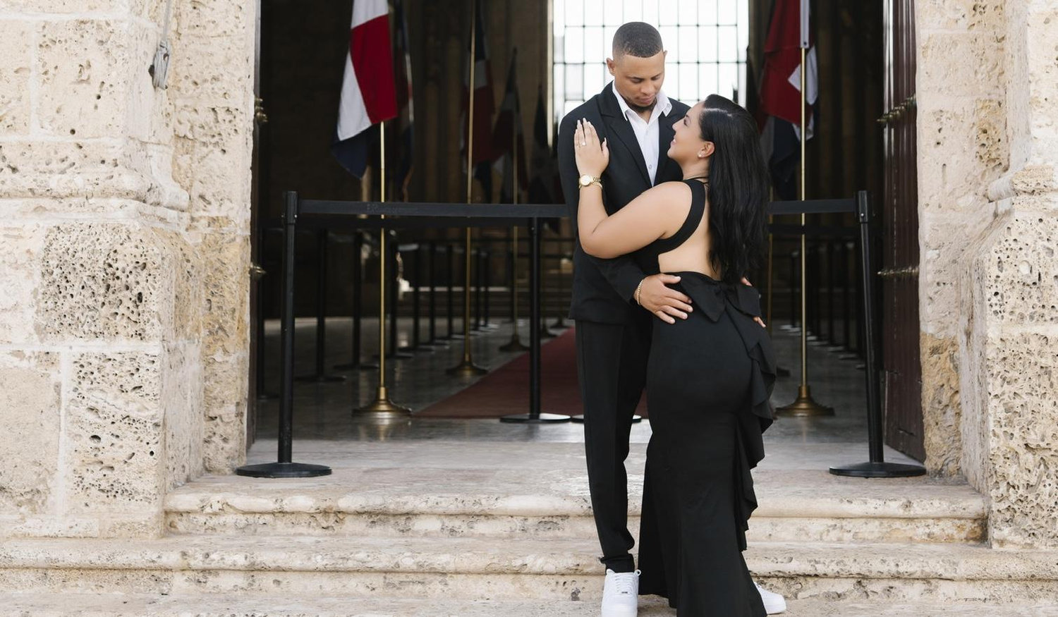 The Wedding Website of Jenny Laureano and Carlos Rodríguez