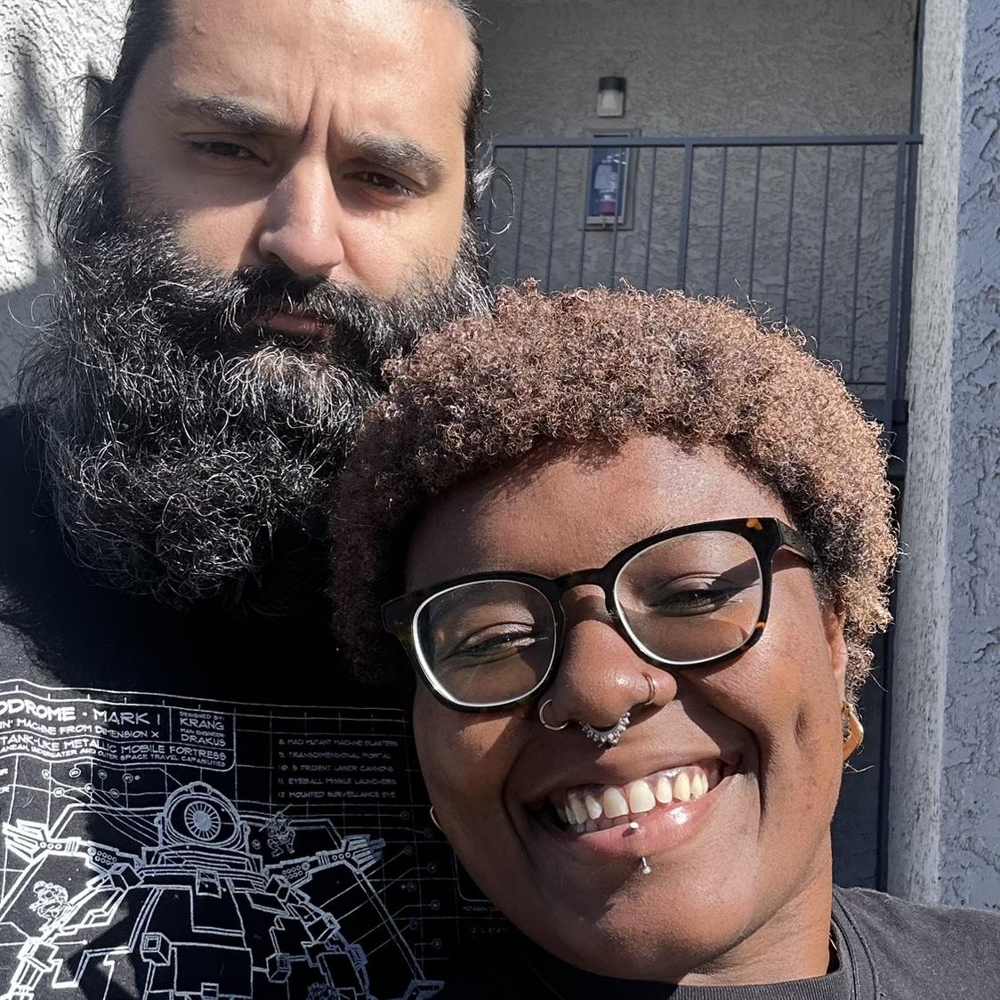 Random photo of us leaving the apartment on a weekend. We’re home bodies, so I had to capture this moment 🤣 😅