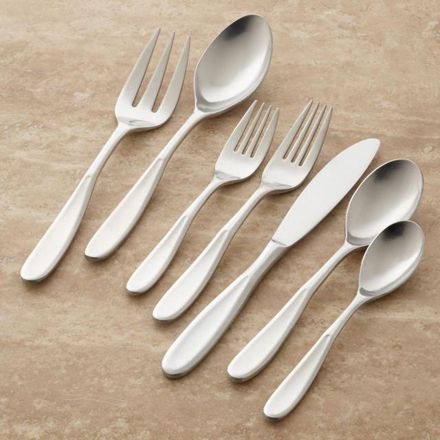 Dune 22-Piece Flatware Set