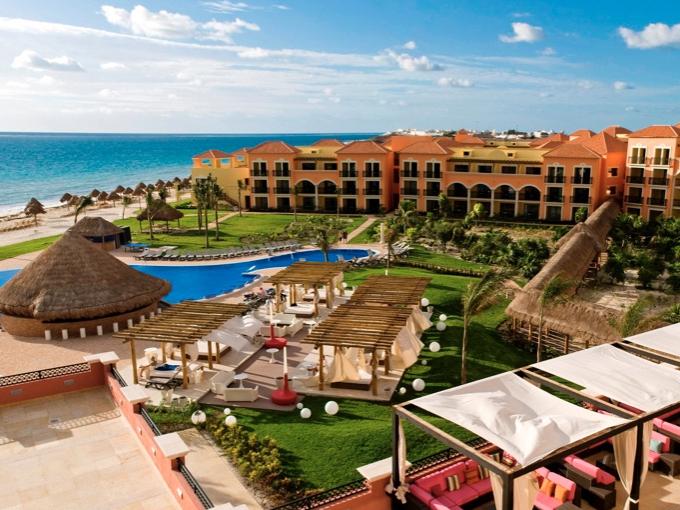 The Wedding Website of Briana Simons and Tyree Pittman