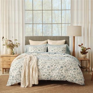 Viola Organic Print Duvet Cover