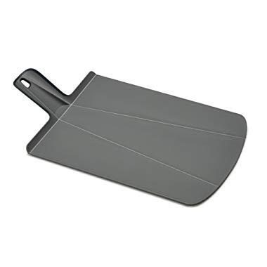 Joseph Joseph 60099 Chop2Pot Foldable Plastic Cutting Board 19-inch x 10.75-inch Chopping Board Kitchen Prep Mat with Non-Slip Feet 4-inch Handle Dishwasher Safe Lays Flat Folds Up, Large, Gray