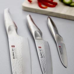 Global Ukon GU 3001 – Set Di 3 Coltelli Da Cucina Giapponesi: Spelucchino 7,6 Cm, Multiuso Seghettato 15,2 Cm, Chef 20,3 Cm