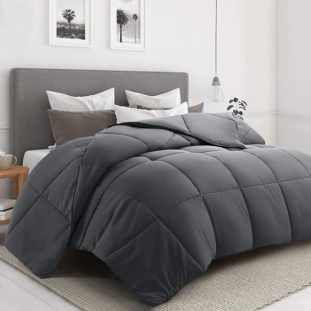 Starcast All Season Down Alternative Comforter King Size Hotel Luxury Soft Quilted Bed Comforter Reversible Duvet Insert with Corner Tabs- Hypoallergenic Fluffy Lightweight (90"x102", Dark Grey)