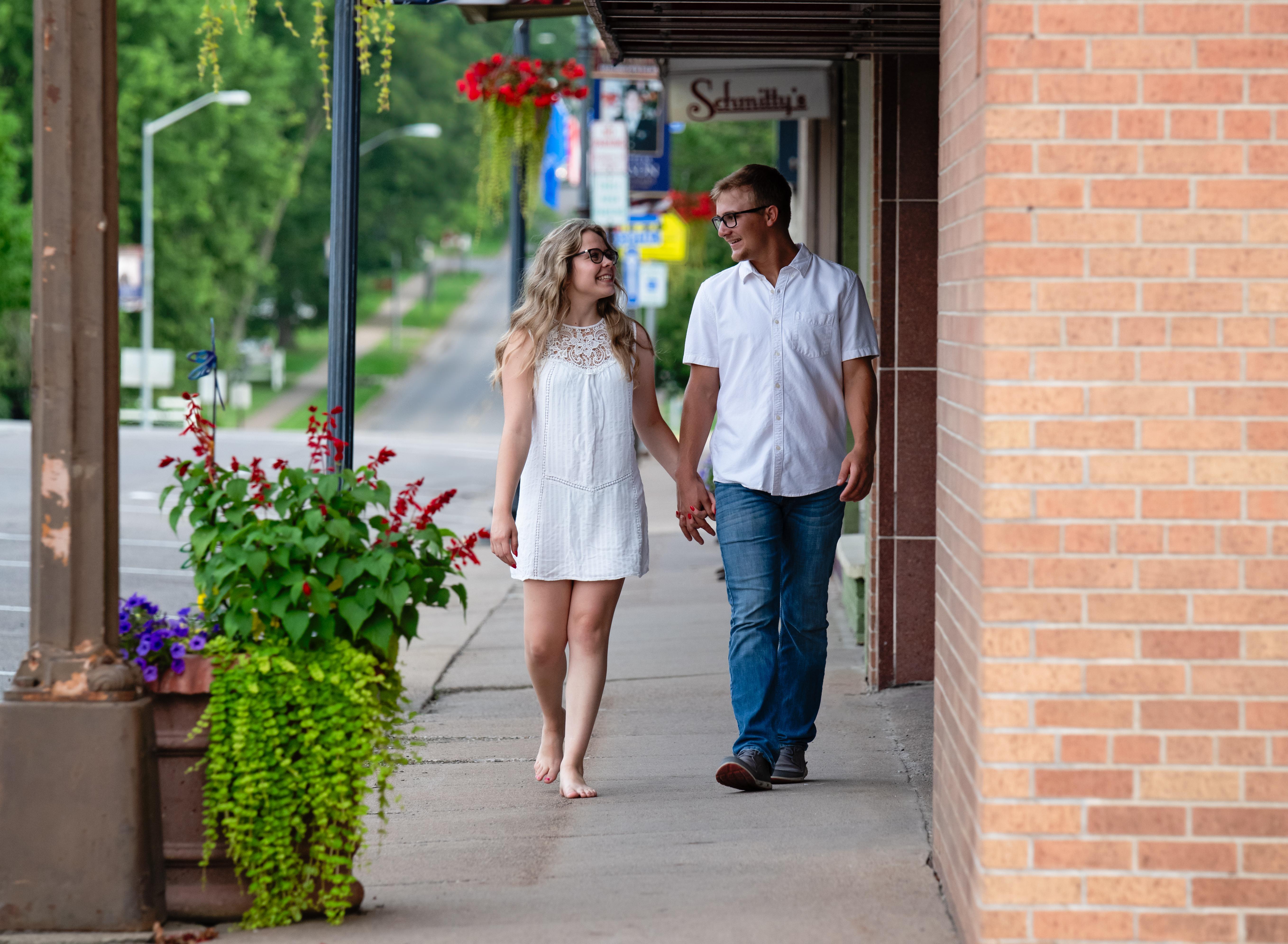 The Wedding Website of Heaven Hodshire and Carter Paulson