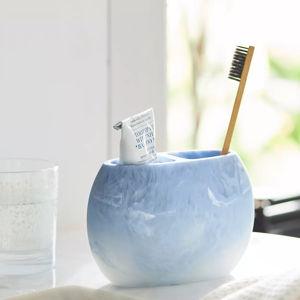 Luna Toothbrush Holder