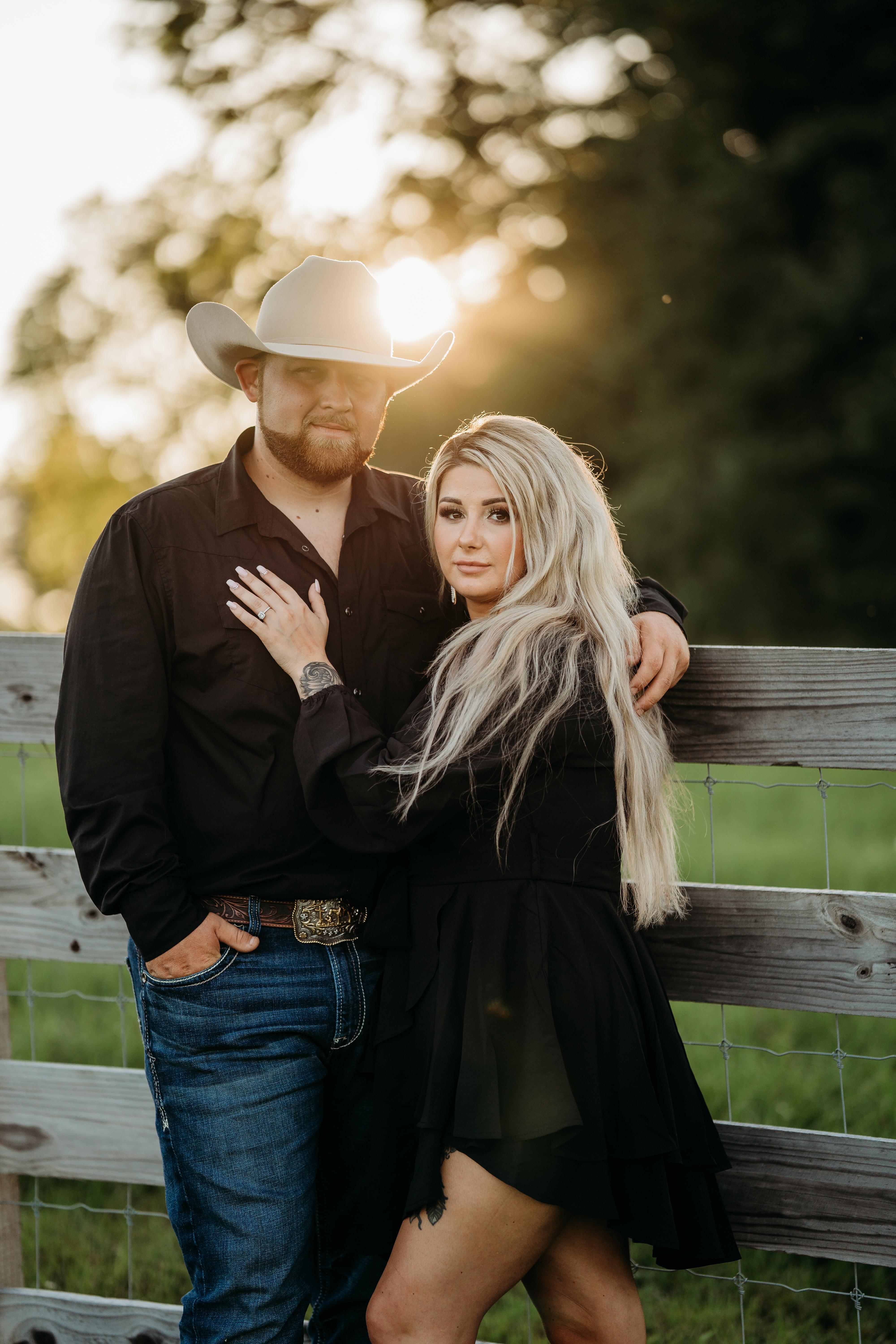 The Wedding Website of Angel Hoyt and Austin Underhill