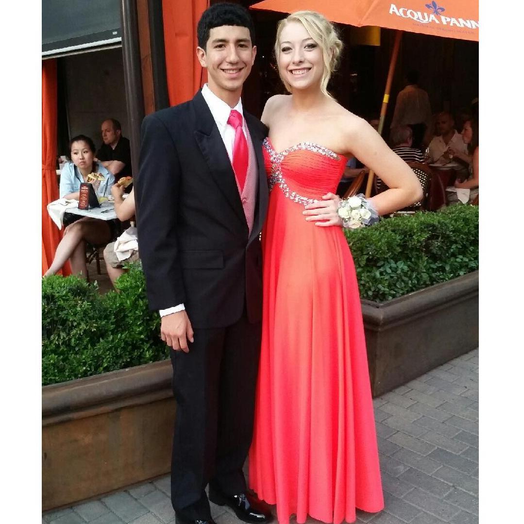05/2014 - Luis and Holly at his prom