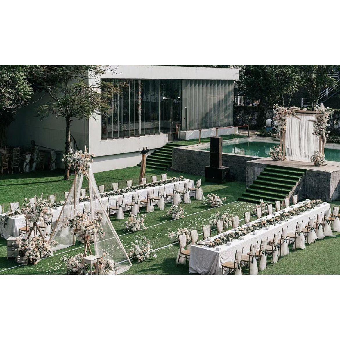 Reception is outdoor
