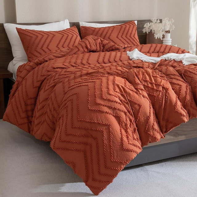 Andency Burnt Orange Comforter for Queen Size Bed, Boho Terracotta Soft Warm Bedding Comforter Sets for Queen Bed, 3 Pieces Rust Chevron Tufted Aesthetic Microfiber Lightweight Comforter Set