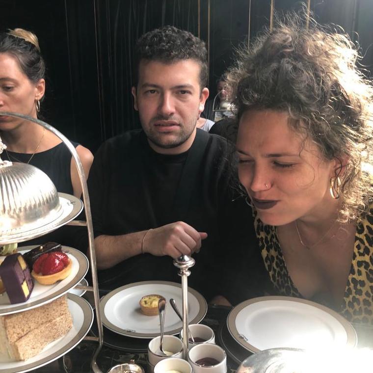 Ella's Low Brow High Tea Behavior