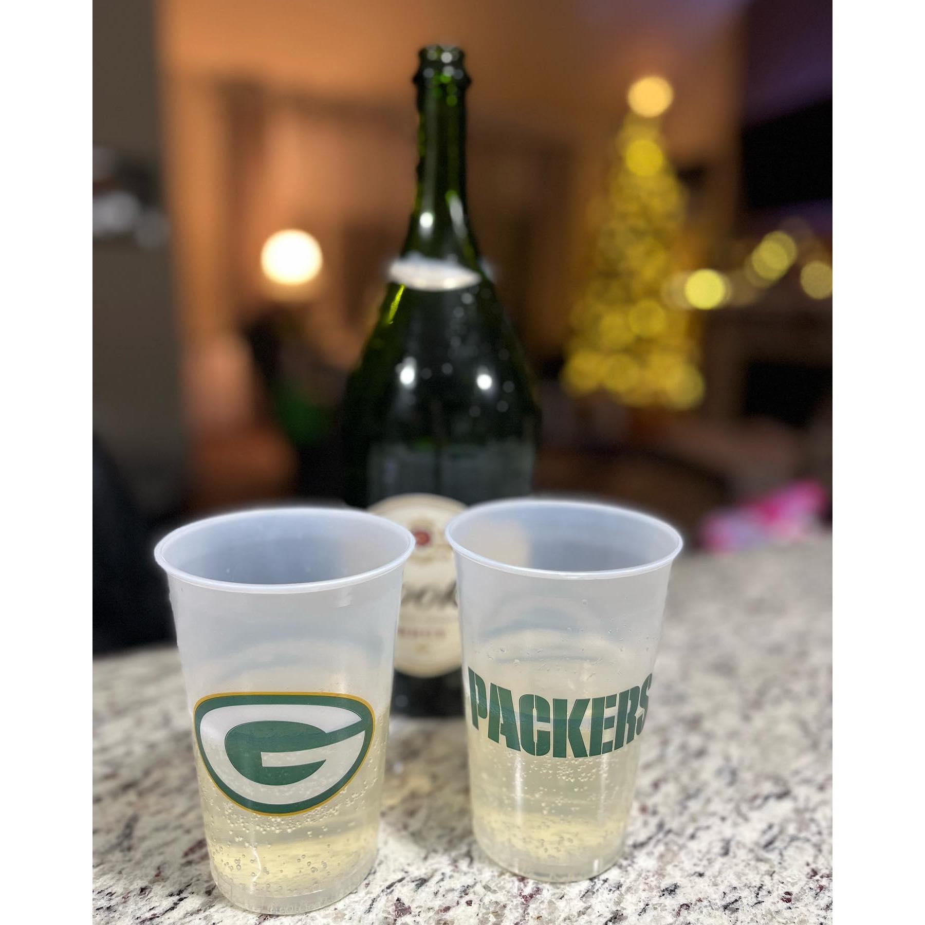 Conveniently placed cups in the house for engagement.