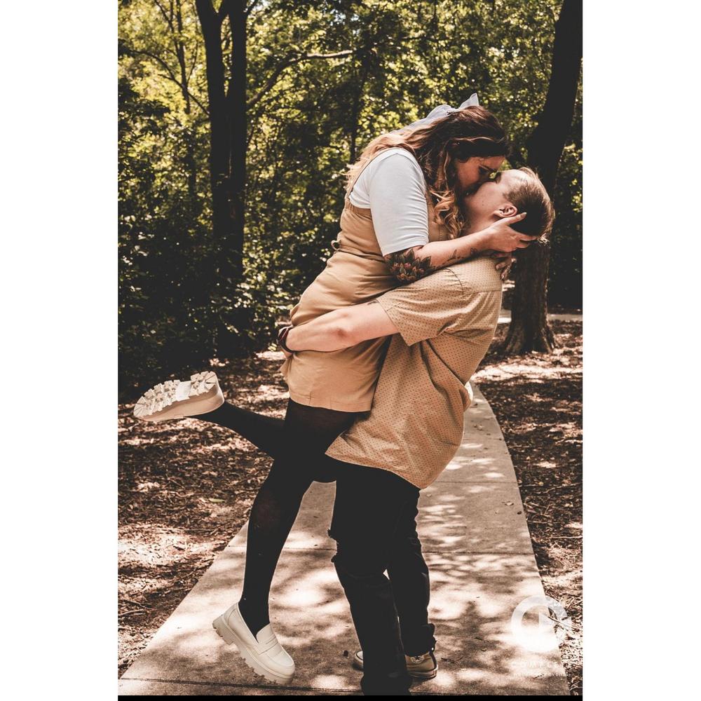 Briana Travis and Kaleb Hamilton's Wedding Website, image size:1000x1000