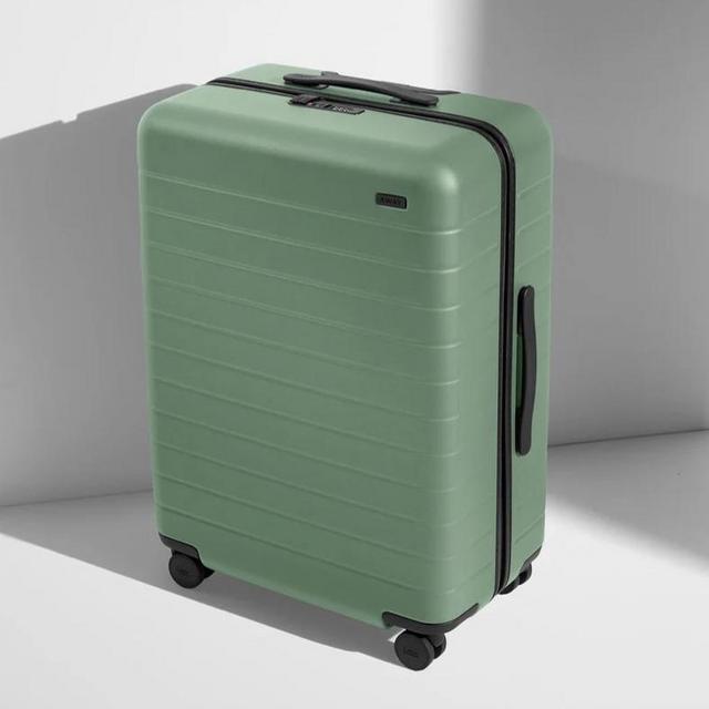 The Medium in Sea Green