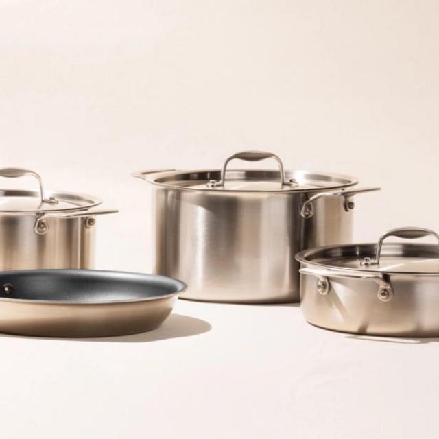 The Non Stick Set