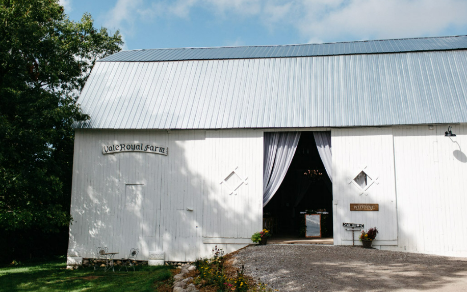 The Wedding Website of Rebecca Findlay and Chad Nicholson