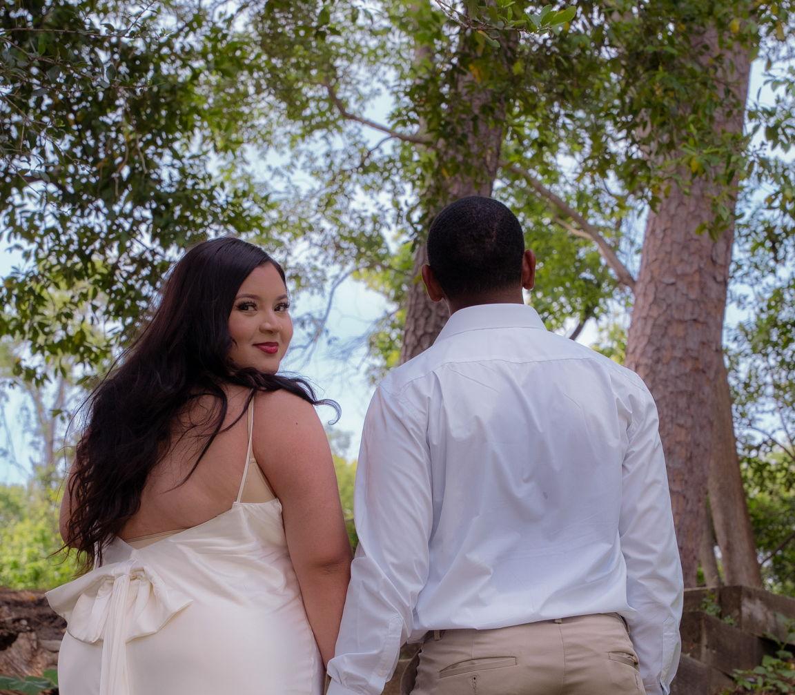 The Wedding Website of Lesly Garcia and Allen Burnett