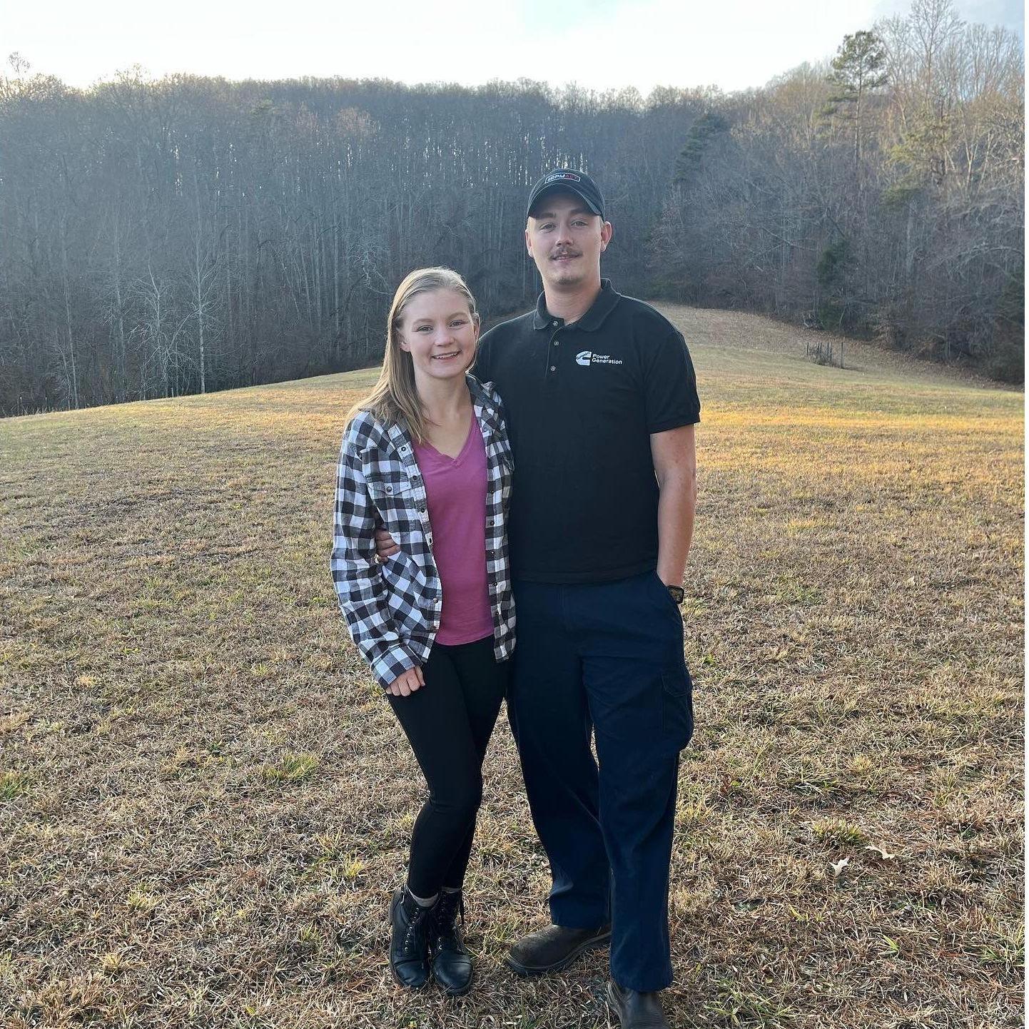 At Brandon's family Thanksgiving in 2022. This is the first time Taylor met Brandon's extended family.